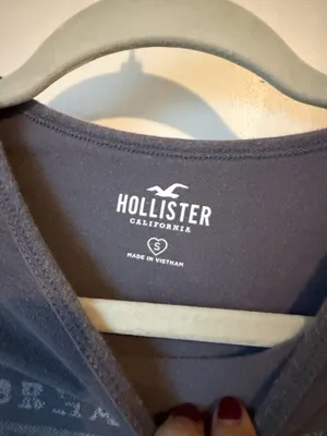 Hollister Top thumbnail 3