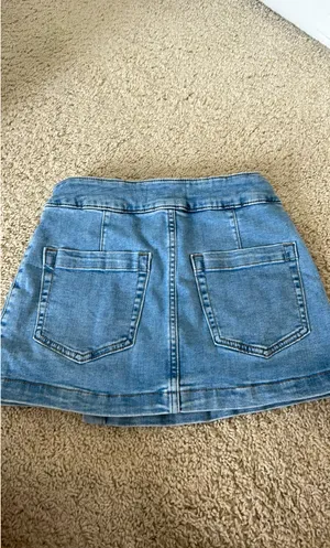Garage Jean skirt with built in shorts  thumbnail 2