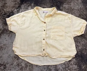 Sonoma SO Pastel Yellow Croppped Button Front Shirt thumbnail 1