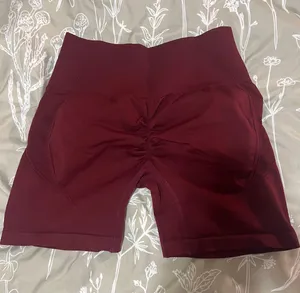 Amazon Spandex Size L thumbnail 1