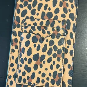 Kate Spade Leopard Spencer Slim Phone‎ Crossbody Bag Saffiano Leather Brown thumbnail 4