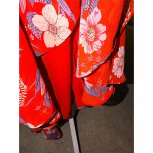 ASTR The Label Dress Womens XS Red Floral Faux Wrap Midi Ruched Side Tie thumbnail 8