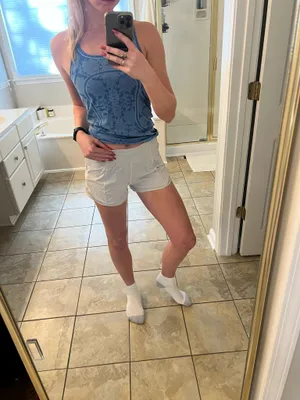 Lululemon Shorts thumbnail 3