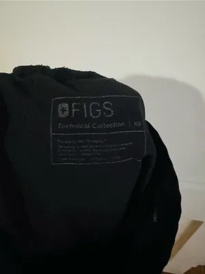 black FIGS scrubs pants thumbnail 3