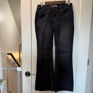 BKE Brie Flared Bootcut Trouser Style Jean Dark Wash Sequin Detail High Waist 28 thumbnail 2