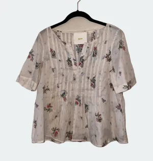 Anthropologie Maeve Orchid Island Pleated Top thumbnail 3