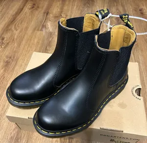 DR MARTENS 2976 black leather Chelsea ankle boots booties shoes women’s 8 new thumbnail 2