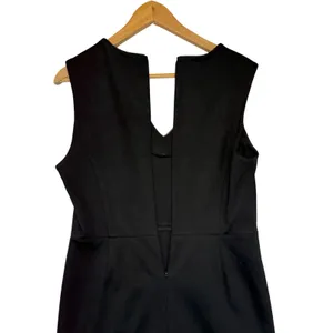 Banana Republic Petite Black V Neck Sleeveless Sheath Dress Work Elegant Size 10 thumbnail 5