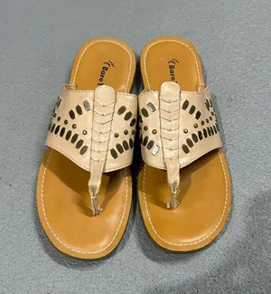 Baretraps Sandals Women’s thumbnail 1