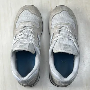 New Balance 574 Classic Grey White Suede Mesh Sneakers PC574EVW Womens 3 thumbnail 9