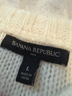 Banana republic white sweater thumbnail 4