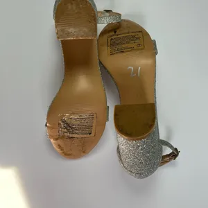Elegant Silver Glitter Heels for Formal Occasions Size 7 thumbnail 4