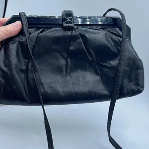 Vintage Holiday Fair 1981 faux leather shoulder bag or clutch. Hong Kong. thumbnail 2