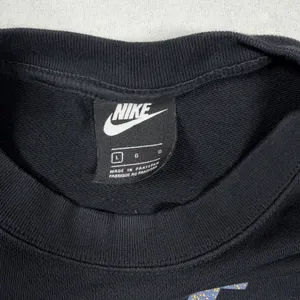 Nike Sportswear Essential Cropped Fleece Crewneck Sweatshirt Black Women’s Large thumbnail 5