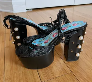Unbranded Black Pearl Platform Heels Sz 6.5 thumbnail 1