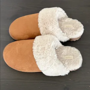 Sueded scuff slippers‎ Slip On in Desert Khaki Size 9 thumbnail 2