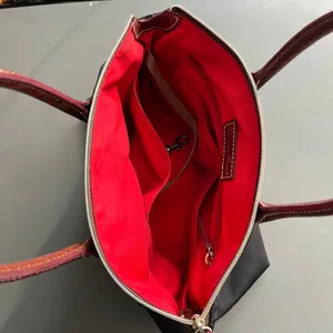 Guess by Marciano Dooney & Bourke Womens Handbag Old Money Quiet Luxury Classy Glam Feminine thumbnail 4