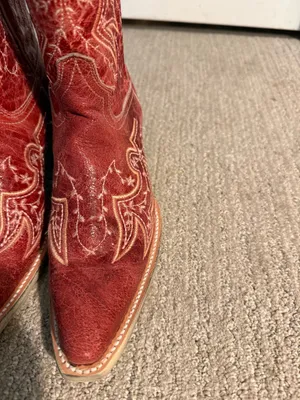 Red cowgirl boots Size 8.5 thumbnail 3