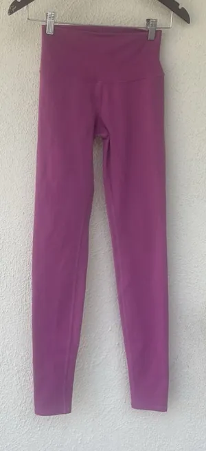 Alo Yoga Pink Mid Waist Airbrush Leggings XXS Lounge Gym Hike Run Athleisure thumbnail 1