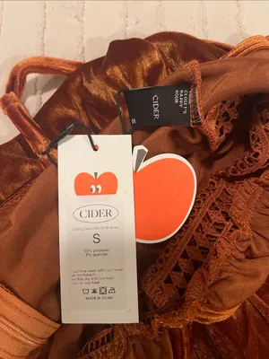 Cider Bronze velvet jumper size small NWT #12 thumbnail 11