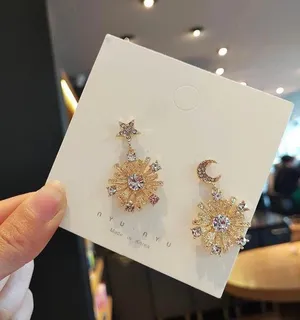 Women’s Moon Star Snowflake Dangle Drop Earrings Gold thumbnail 2