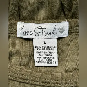 Love Streak Women’s Olive Green Yin Yang Long Sleeve Ribbed Crop Top SZ LG thumbnail 7