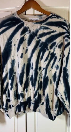 Young Fabulous Broke Sweatshirt Women's Small Tie Dye Stretch Soft Oversize‎ thumbnail 1