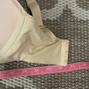 Skims Body wireless super push-up bra size 34H thumbnail 7
