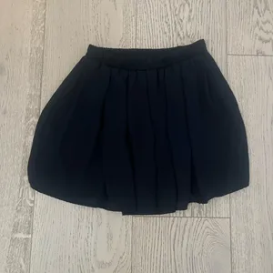 Brandy Melville Starla Mini Skirt - like new MAKE OFFER thumbnail 8