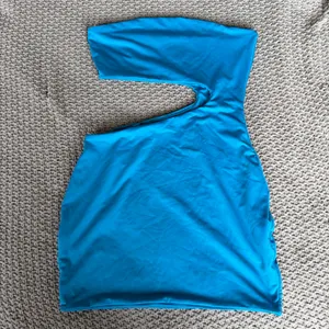 SHEIN Blue Cut-Out Mini Dress thumbnail 2