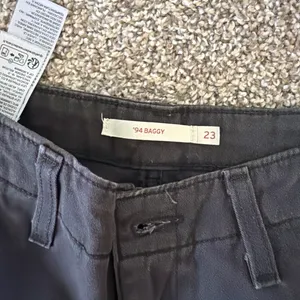 Levi’s 94 Baggy Cargo Jeans  thumbnail 3