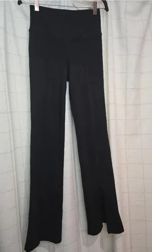 Danskin Flare Legging thumbnail 1