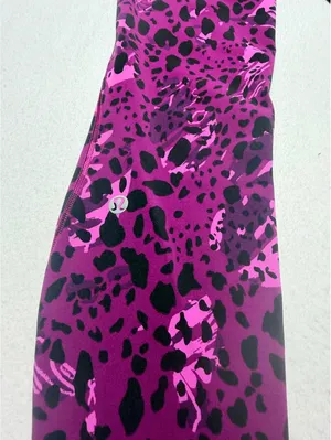 Lululemon Purple Leopard Print Leggings Size 4 thumbnail 4