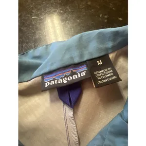Patagonia Vest Women's Sz med Lightweight Purple Running Zip Up Athletic Workout thumbnail 2