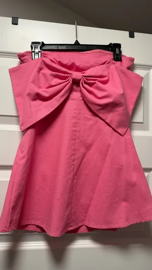 Pink short dress thumbnail 3