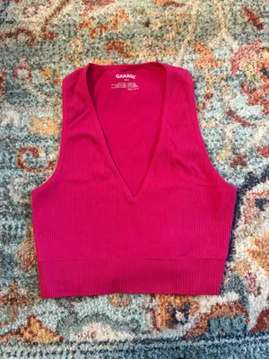 Garage crop top  thumbnail 1