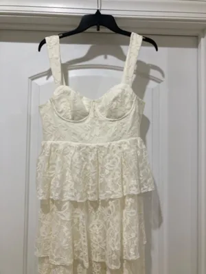Yumi Kim Cream Tiered Lace Maxi Dress thumbnail 4