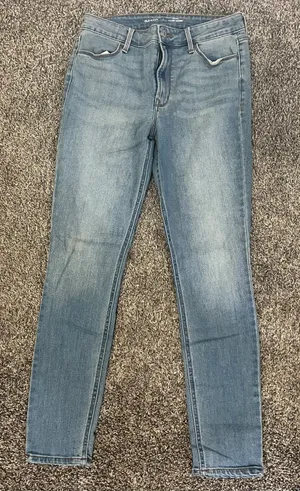 Old Navy High Rise Skinny Jeans thumbnail 1