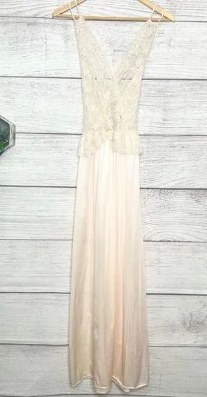 Vintage Sheer Cream Lace & Pink Satin V-Neck Lingerie Dressing Gown Size Medium thumbnail 1