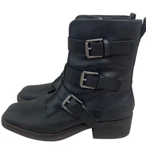 Lucky Brand Katriny Black Leather Triple Buckle Moto Boots Square Toe 7.5M EUC thumbnail 1
