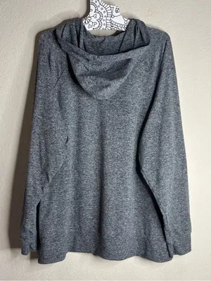 Vuori Halo Oversized Hoodie in Heather Grey VW279 size medium thumbnail 2