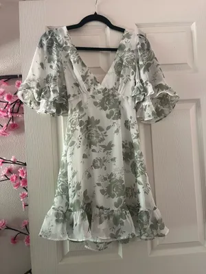 Green floral dress thumbnail 1