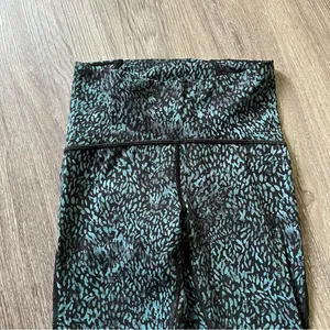 Lululemon Athletica Train Times 7/8 Illuminate Multi Black Leggings thumbnail 7