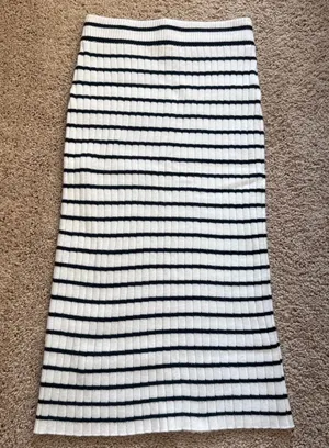 Universal Threads black and white striped midi skirt thumbnail 1