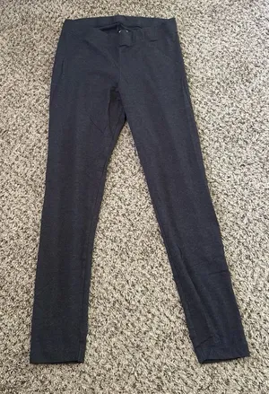 Old Navy Women's Gray Ankle Leggings Size Medium thumbnail 1