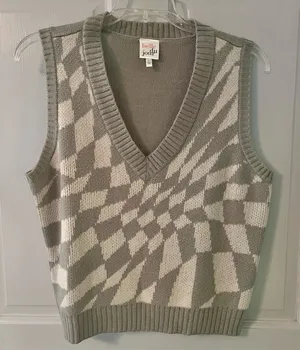 BELLE DU JOUR Green Sweater Vest thumbnail 1