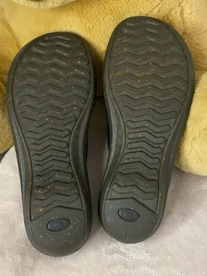 UGG Kohala Women's 5177 Black Suede Shearling-Lined Size 9 Shoes thumbnail 6