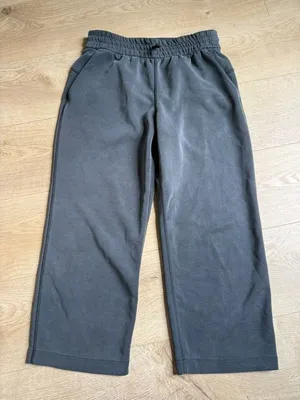 Lululemon Softstreme High-Rise Straight-Leg Cropped Pant 22" Black/gray Size 6 thumbnail 1