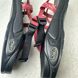 Chaco Arch Support Women's Sandals in Pink Adjustable Straps in Black Sole W9 thumbnail 8