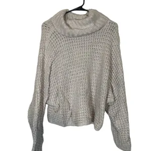 Express Women’s Gray Batwing Sleeve Cowl Neck Loose Knit Sweater Size Medium thumbnail 2